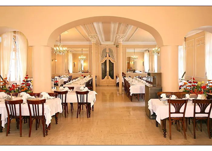 梅特罗博尔酒店 酒店