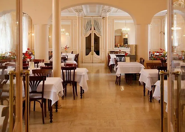 Métropole Hotel 3*