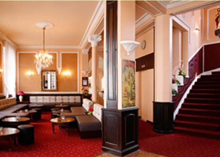 梅特罗博尔酒店 3* 卢德