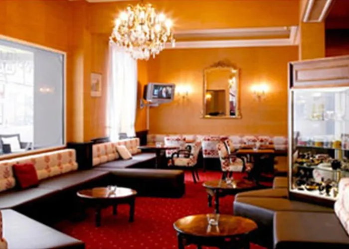 梅特罗博尔酒店 卢德