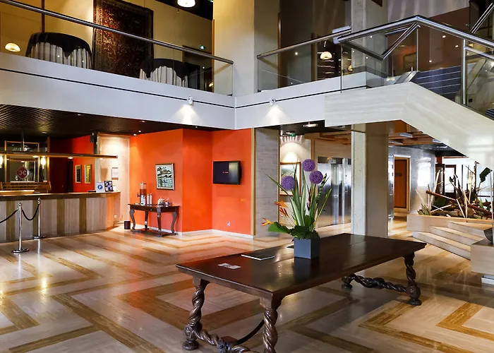 梅特罗博尔酒店 卢德